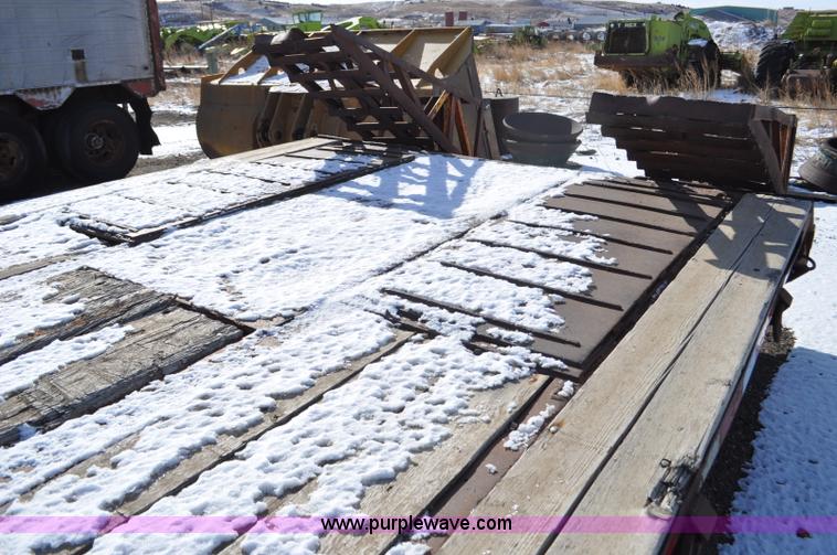 image for item F2254 1944 Trailmoble equipment trailer