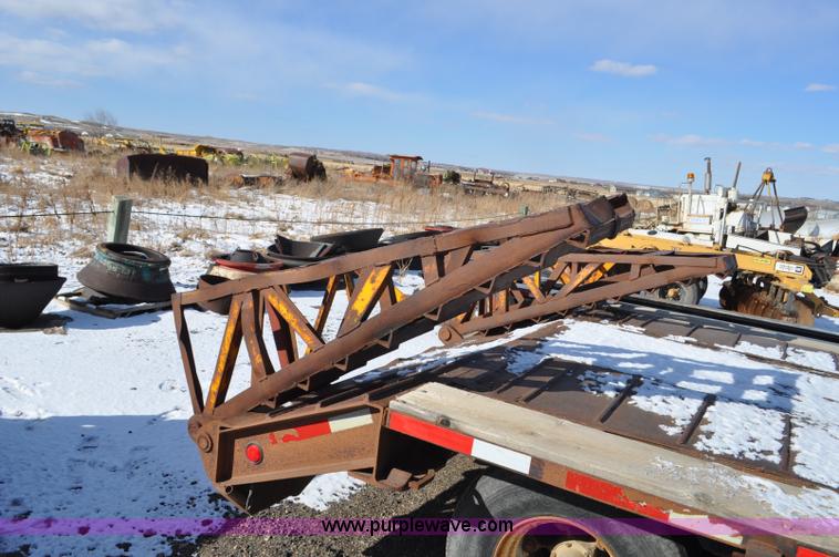 image for item F2254 1944 Trailmoble equipment trailer