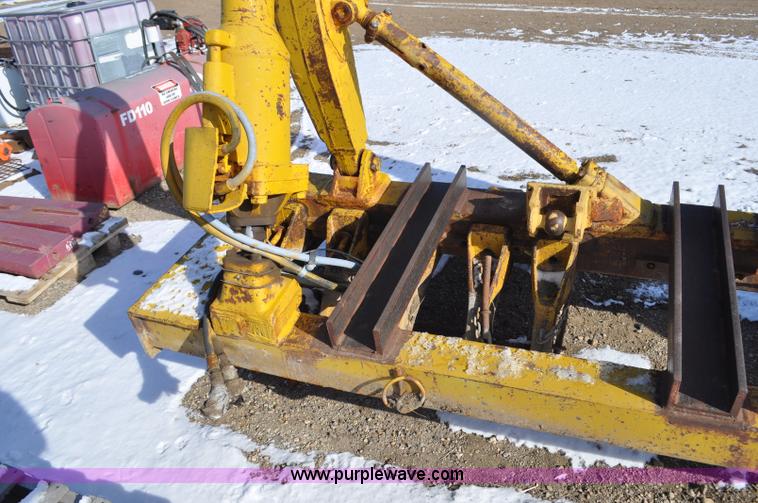 image for item F2255 Caterpillar D7 rock rake