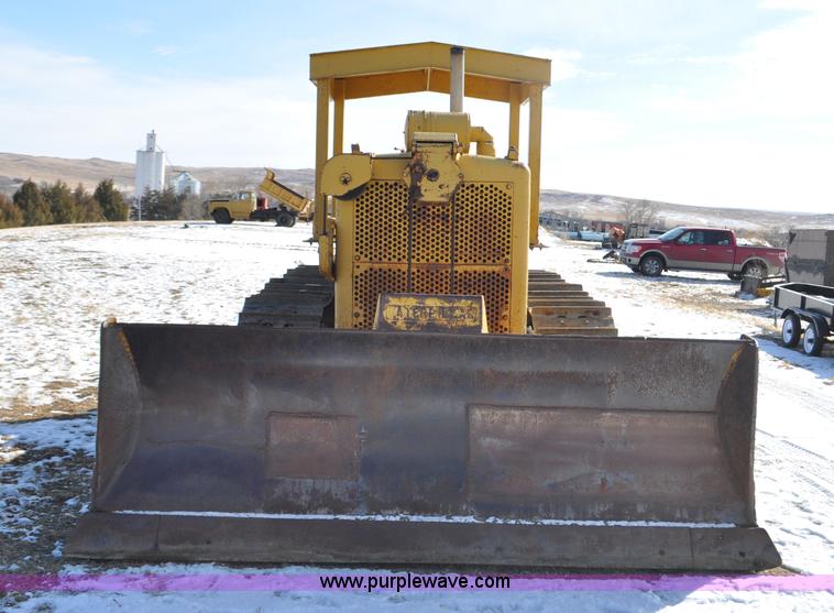 image for item F2261 1957 Caterpillar D8 dozer