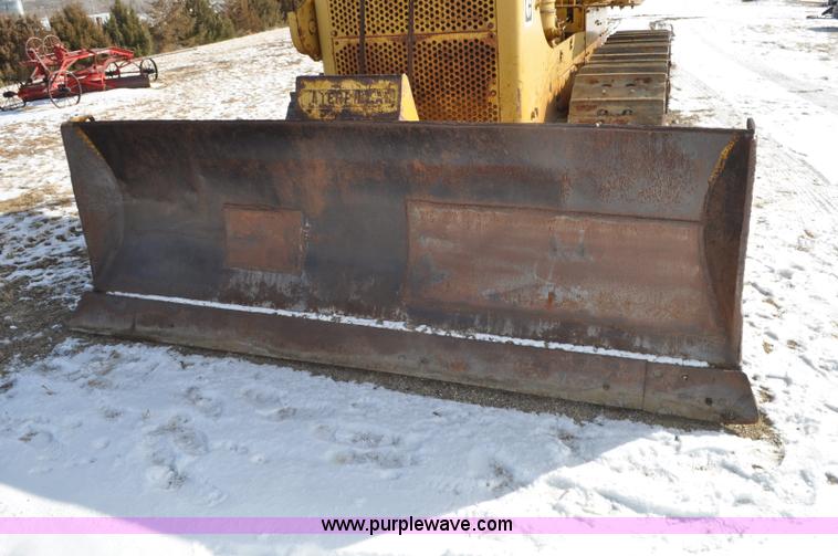 image for item F2261 1957 Caterpillar D8 dozer