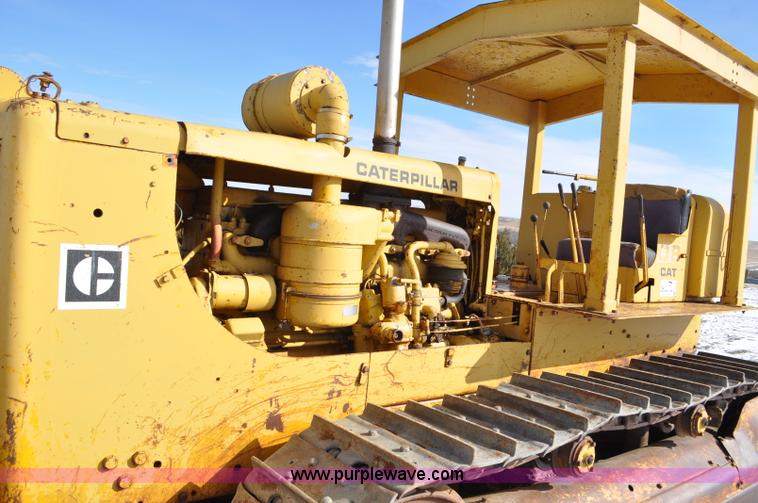 image for item F2261 1957 Caterpillar D8 dozer