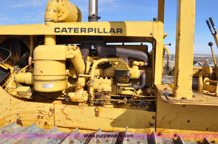 image for item F2261 1957 Caterpillar D8 dozer
