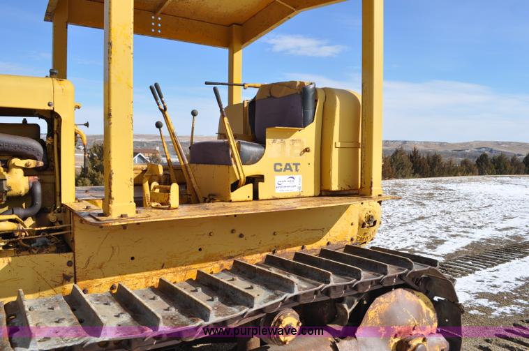 image for item F2261 1957 Caterpillar D8 dozer