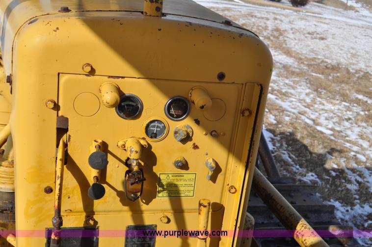 image for item F2261 1957 Caterpillar D8 dozer