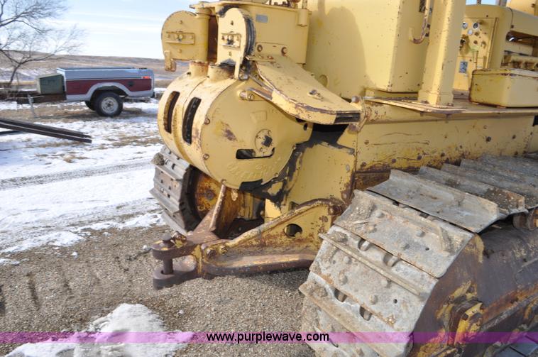 image for item F2261 1957 Caterpillar D8 dozer