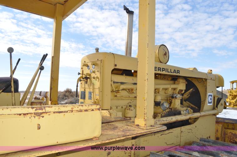 image for item F2261 1957 Caterpillar D8 dozer