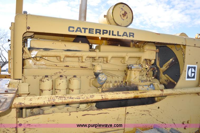 image for item F2261 1957 Caterpillar D8 dozer