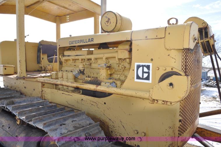 image for item F2261 1957 Caterpillar D8 dozer