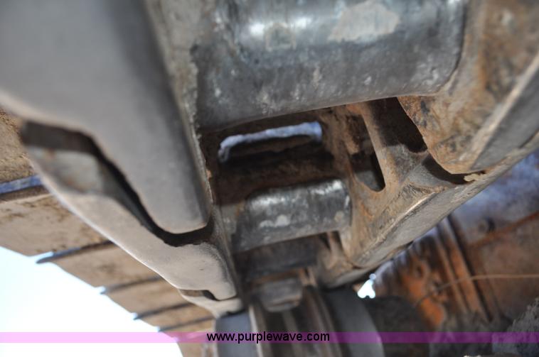 image for item F2264 1984 John Deere 850 dozer