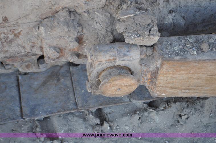 image for item F2264 1984 John Deere 850 dozer