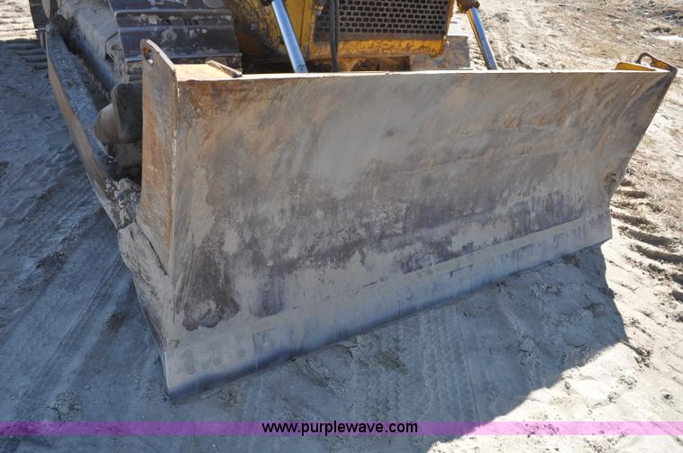 image for item F2264 1984 John Deere 850 dozer