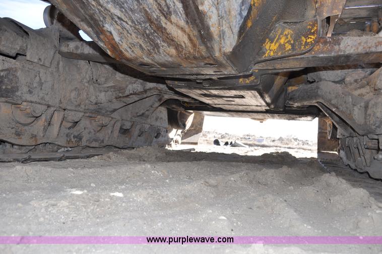 image for item F2264 1984 John Deere 850 dozer