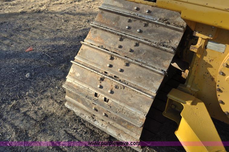 image for item F2265 1992 Caterpillar D4H Series II LGP dozer