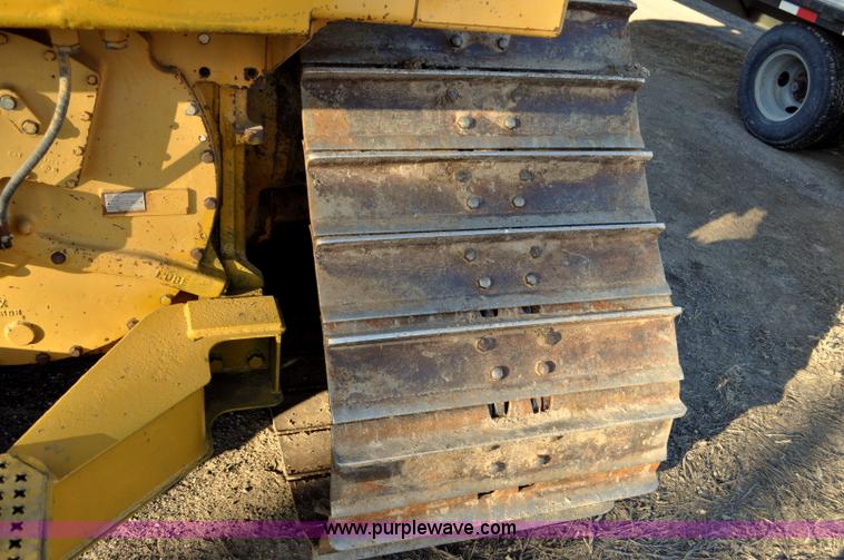image for item F2265 1992 Caterpillar D4H Series II LGP dozer