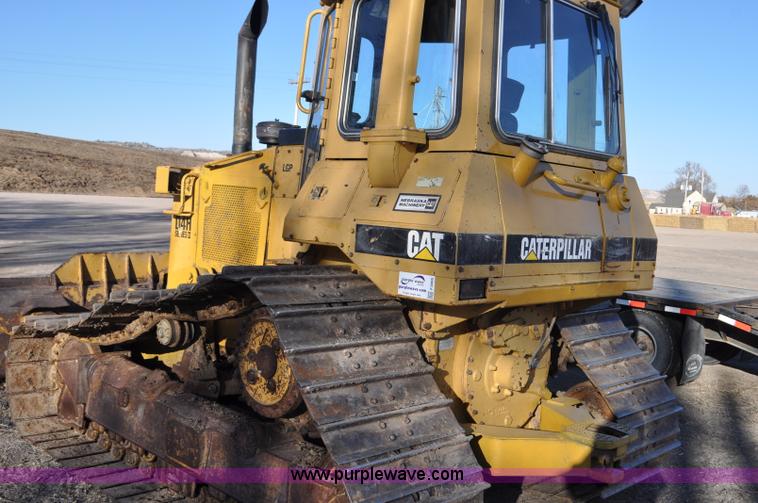 image for item F2265 1992 Caterpillar D4H Series II LGP dozer