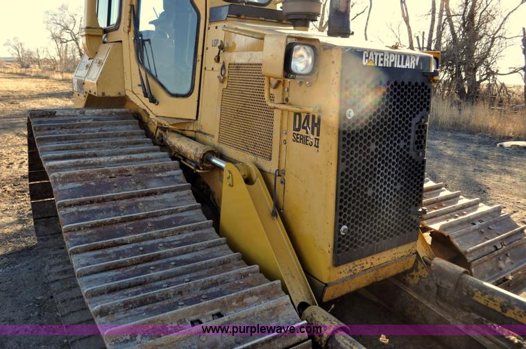 image for item F2265 1992 Caterpillar D4H Series II LGP dozer