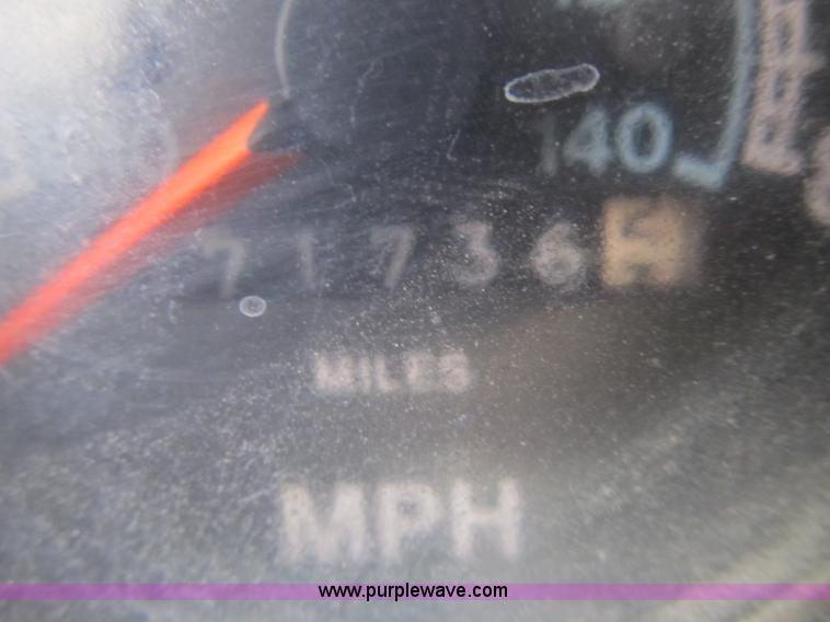 image for item F8974 1988 International 1854 digger derrick truck