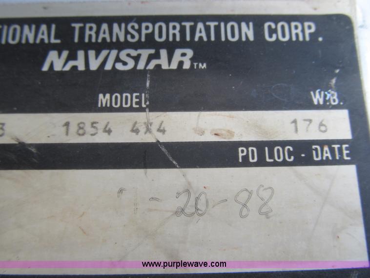 image for item F8974 1988 International 1854 digger derrick truck