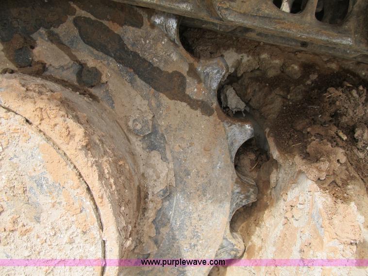 image for item F8979 1999 Caterpillar 307B mini excavator