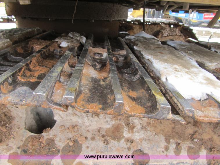 image for item F8979 1999 Caterpillar 307B mini excavator