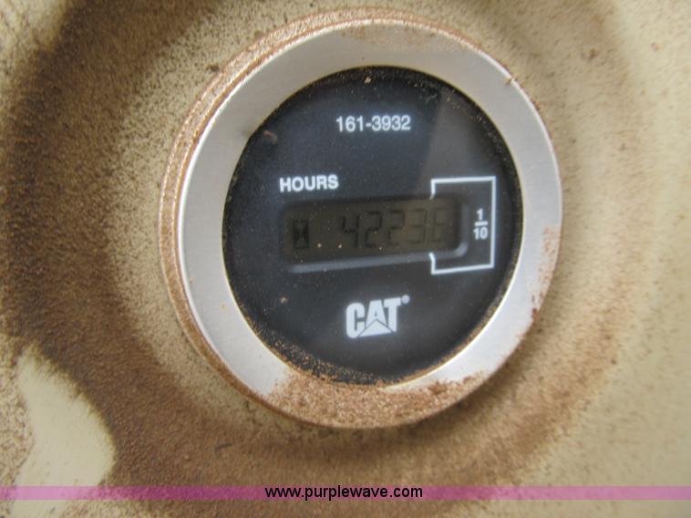 image for item F8979 1999 Caterpillar 307B mini excavator