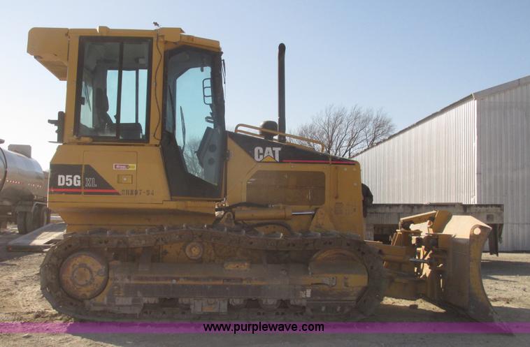 image for item G9758 2007 Caterpillar D5G XL dozer