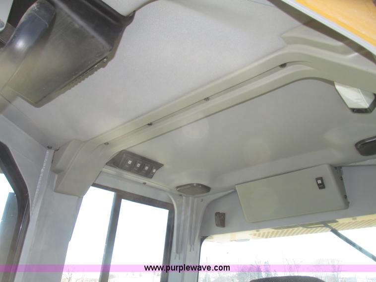 image for item G9758 2007 Caterpillar D5G XL dozer
