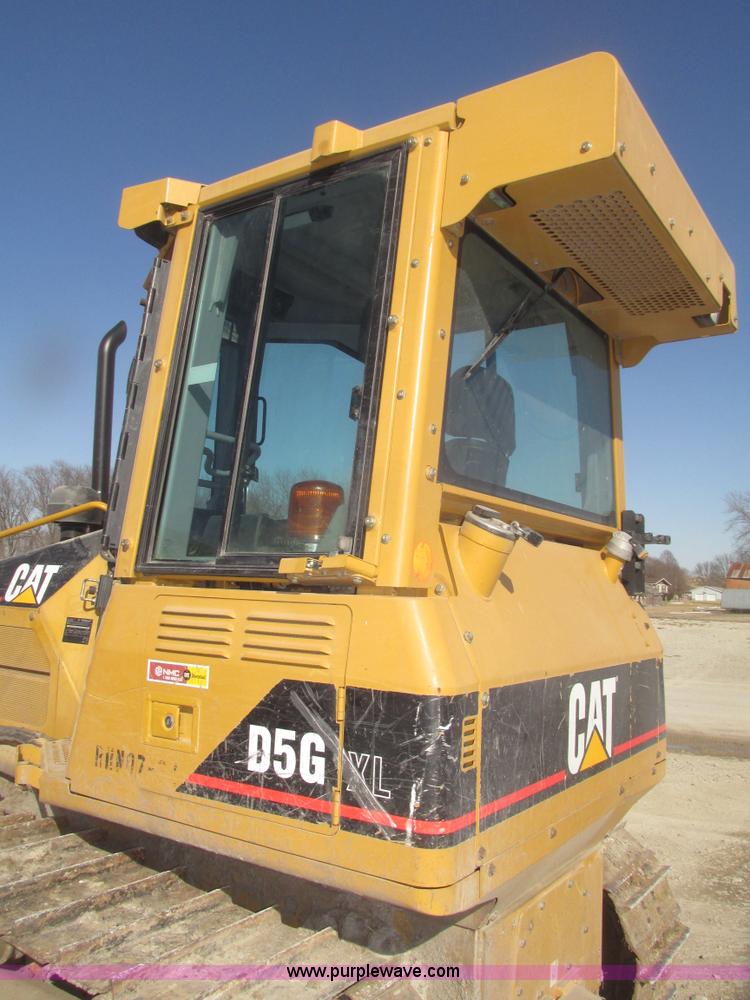 image for item G9758 2007 Caterpillar D5G XL dozer