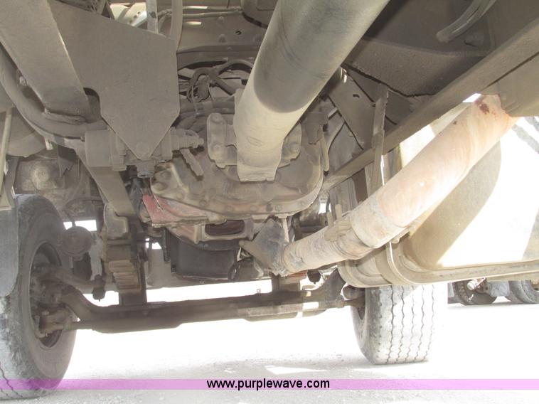 image for item G9763 1995 Ford LT9000 mixer truck