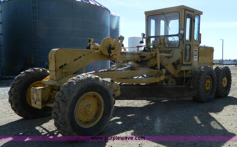 image for item H2251 1965 Caterpillar 12E motor grader