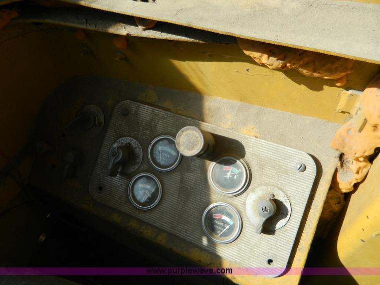 image for item H2251 1965 Caterpillar 12E motor grader