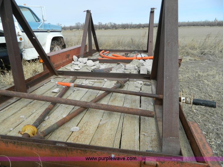 image for item H2262 2002 Belshe utility trailer