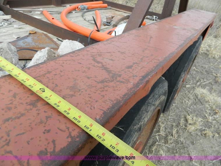 image for item H2262 2002 Belshe utility trailer