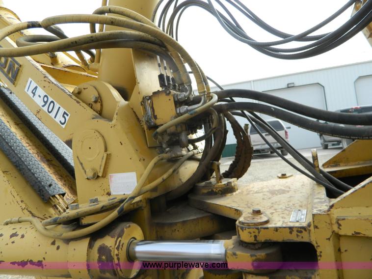 image for item H2263 1978 Caterpillar D8K cable plow