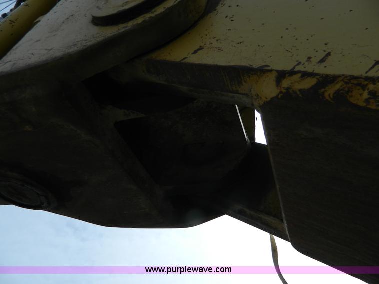 image for item H2263 1978 Caterpillar D8K cable plow