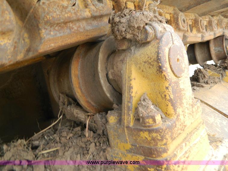image for item H2263 1978 Caterpillar D8K cable plow