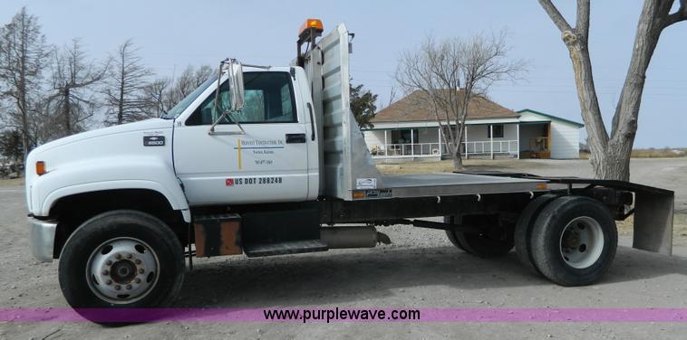 image for item H2264 1998 Chevrolet C6500 flatbed truck