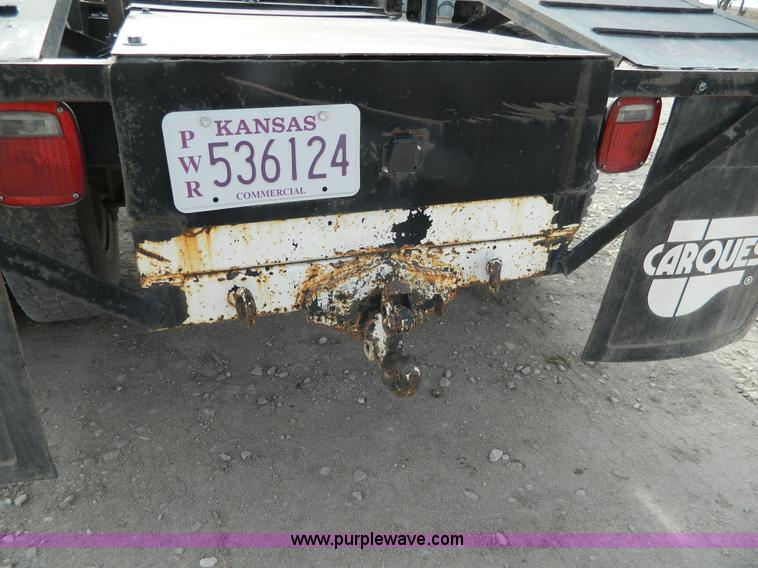 image for item H2264 1998 Chevrolet C6500 flatbed truck