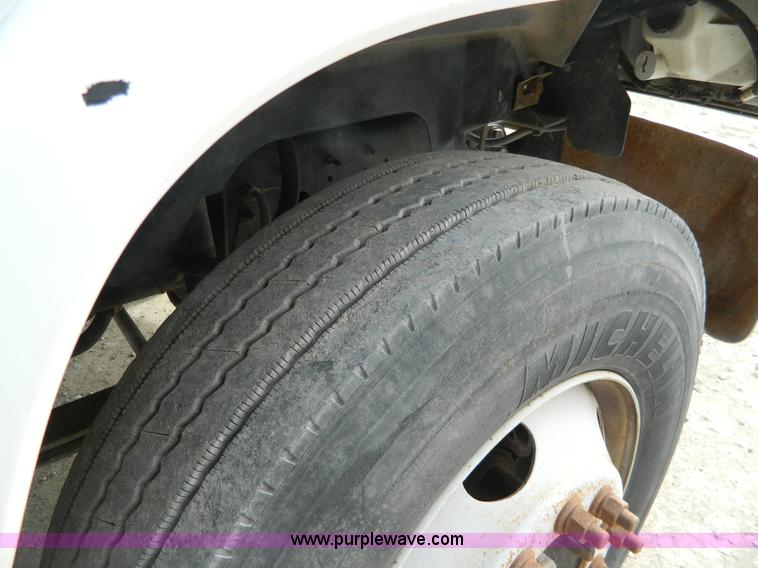 image for item H2264 1998 Chevrolet C6500 flatbed truck