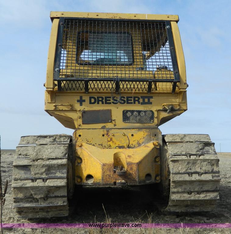 image for item H2266 1977 Dresser TD-20E dozer