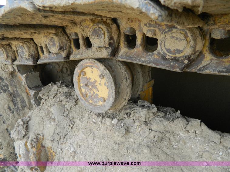 image for item H2266 1977 Dresser TD-20E dozer