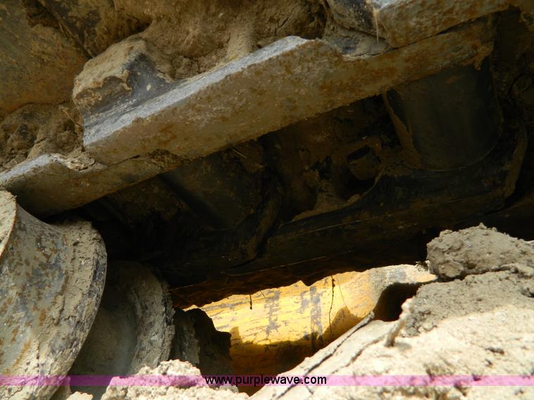 image for item H2266 1977 Dresser TD-20E dozer