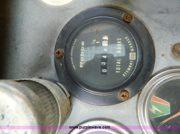 image for item H2266 1977 Dresser TD-20E dozer