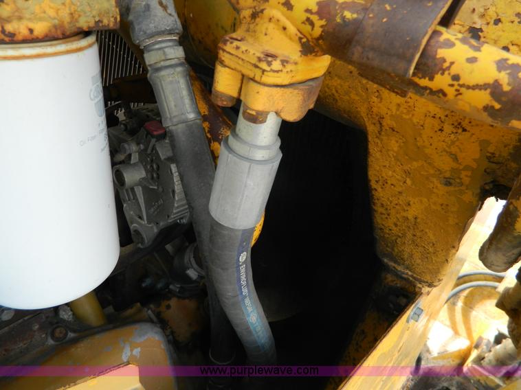 image for item H2266 1977 Dresser TD-20E dozer