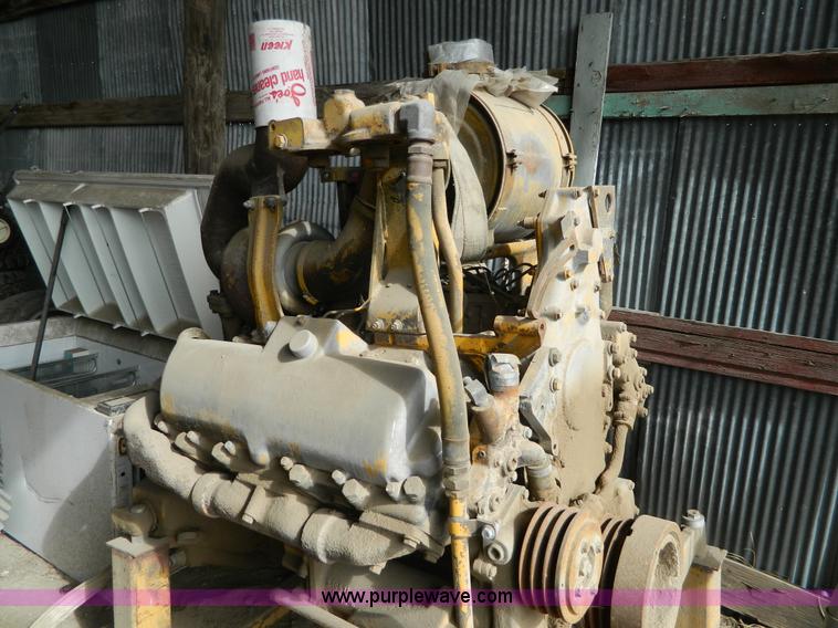 image for item H2266 1977 Dresser TD-20E dozer