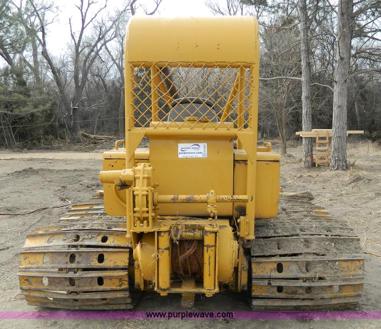 image for item H2267 1973 John Deere 350B dozer