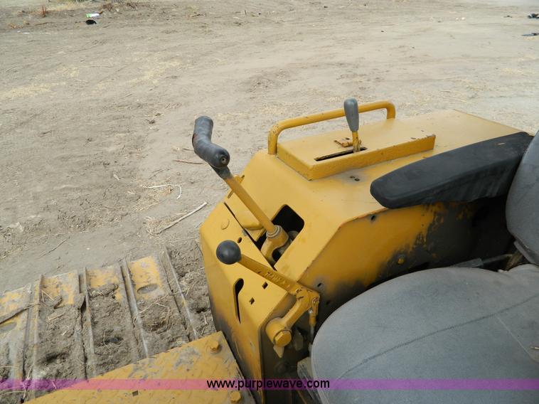 image for item H2267 1973 John Deere 350B dozer