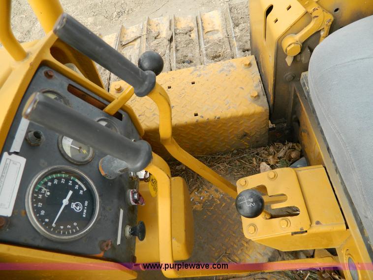 image for item H2267 1973 John Deere 350B dozer