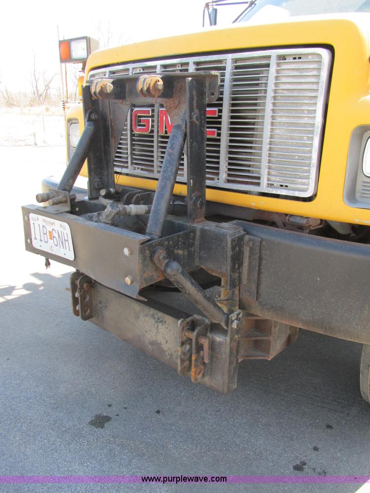image for item H7566 1994 GMC TopKick dump truck